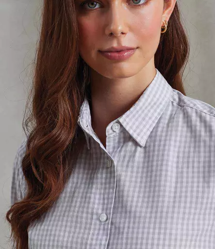 PR352%20SI_WH%20MODEL%203.jpg?