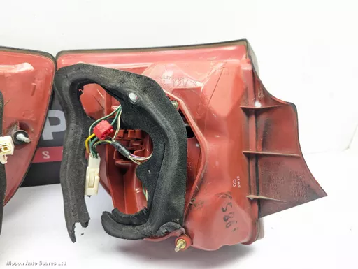 03ab3b2c-2eeb-48b6-b21c-eb47117560c5.jpeg?