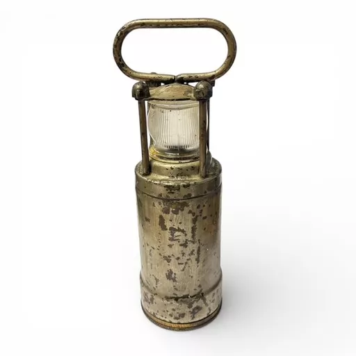 Miners Lamp Oldham 3.jpg