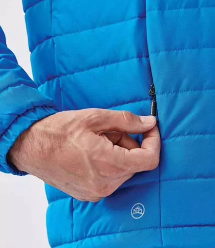 QX1%20AZR%20MODEL%203.jpg?