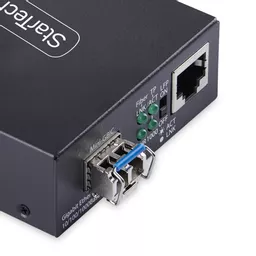 opbUqEMhKEGGI27A8o7UAg.c-r.jpg?