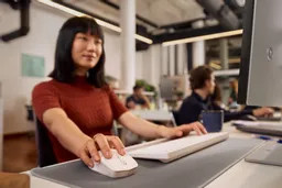 rnXZGswJG0iSJeBDp_zPxw.c-r.jpg?