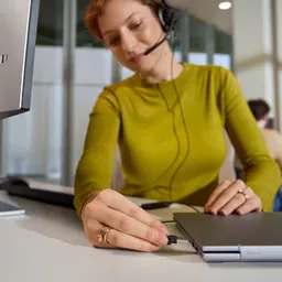 aZvemtL3ZEWgIrfnxQW9tA.c-r.jpg?