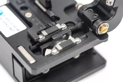 F7R_0pjtvEWGyUhzUj2Tgw.c-r.jpg?