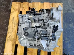 5e8e1cef-225e-4c6d-a52d-95d547178763.jpeg?