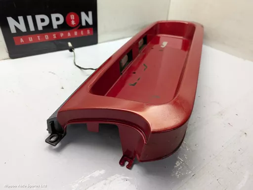 481b7af9-1922-4515-9a05-519a803dd57a.jpeg?