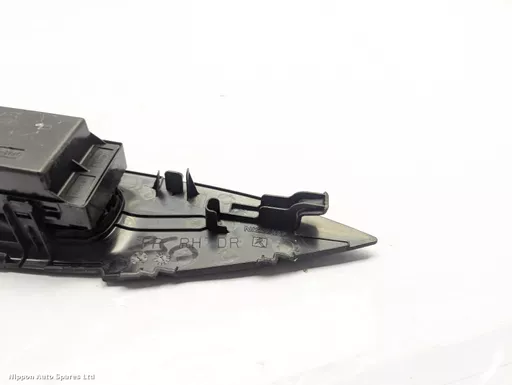 b98bb541-84ca-4eb0-a512-5b5c5decce08.jpeg?