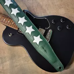 GS96 shamrock green white star guitar strap Pinegrove 100723.jpg