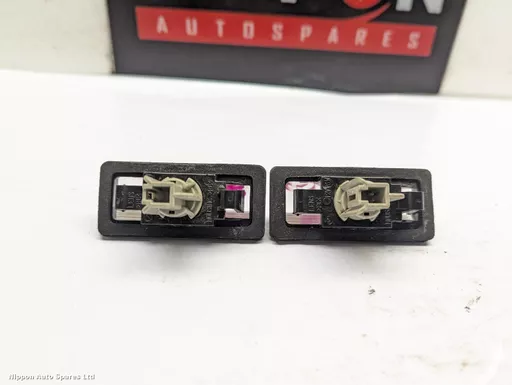 b7685490-a7f1-4806-a05b-dbe6d169fdf9.jpeg?