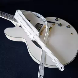 GS25 white saddle guitar strap Pinegrove 3.jpg
