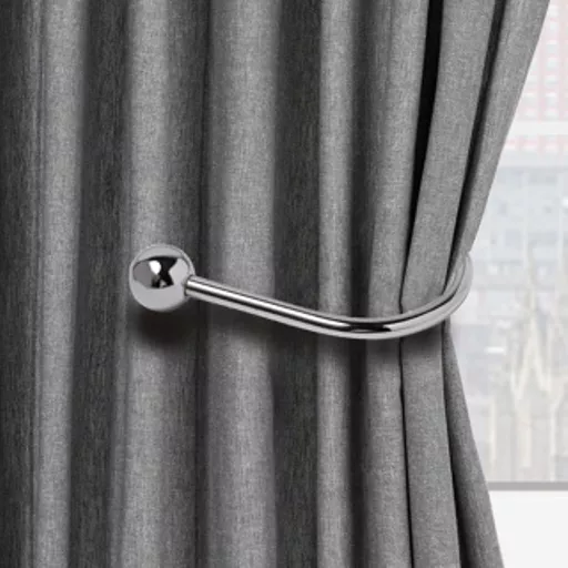 782409SP_CLOSE%20UP%20700827N%20Ball%20Holdback%20CH%20Room%20Set%20Image%202000x2000%20300dpi%20RGB.jpg?