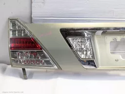 03b7f9a4-8f61-47e8-8265-0593e3c38299.jpeg?