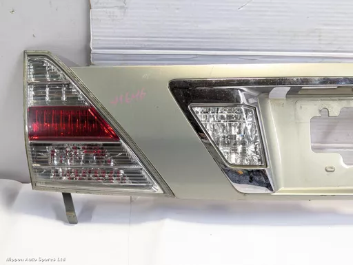 03b7f9a4-8f61-47e8-8265-0593e3c38299.jpeg?