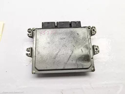 1a74993c-52aa-42a5-a7df-049b34cf192c.jpeg?