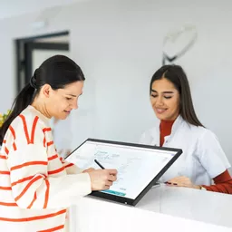 CMZTq6Tf4kWs4KDcoINIxA.c-r.jpg?