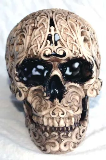 https://starbek-static.myshopblocks.com/images/tmp/bh_323_celticskull_500a.jpg