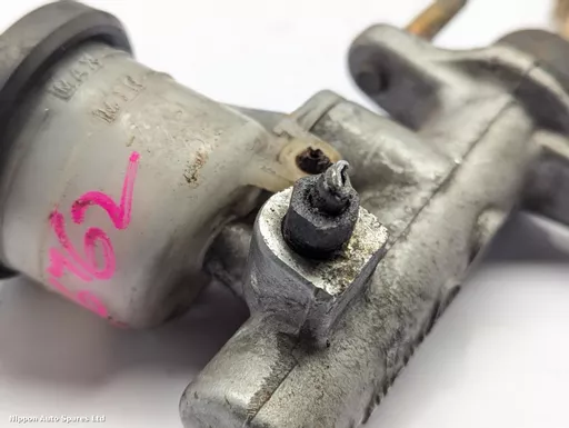 aed679c1-629a-42a0-a1b7-aa9ca2cd7648.jpeg?