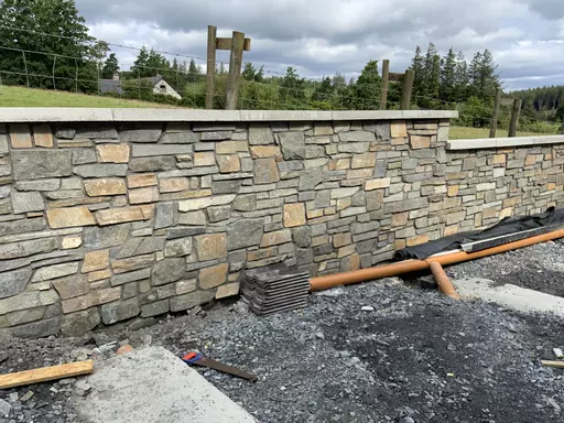 LG Natural Ledgestone 14