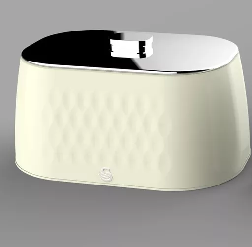 SWKA18546CRM.jpg?date=16022026