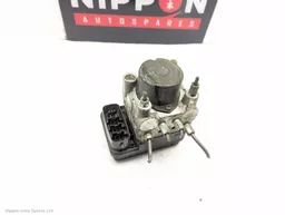 2c3c61e8-6d46-424c-aaa5-aca55343fe0b.jpeg?