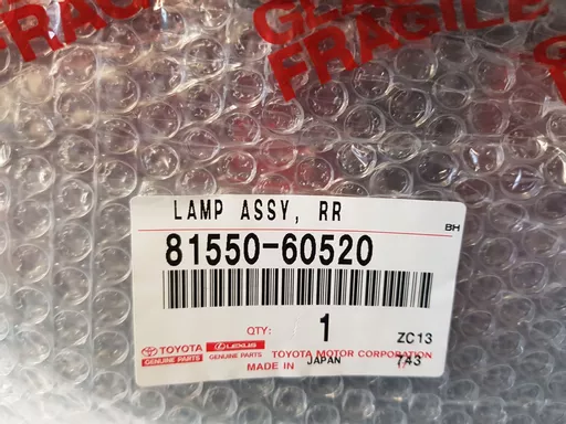 new-genuine-toyota-landcruiser-rear-rh-bumper-combination-lamp-81550-60520-96-03-(3)-1437-p.jpg