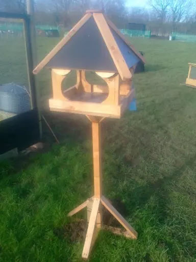 Bird Table 4 sided