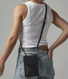 BG767%20BLK%20MODEL%201.jpg?