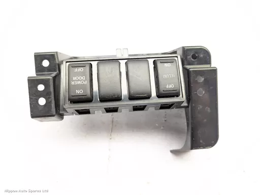 14e3dd70-5703-425c-b513-0e884ca8f2b0.jpeg?