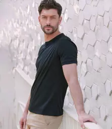 H024%20BLK%20MODEL%203.jpg?