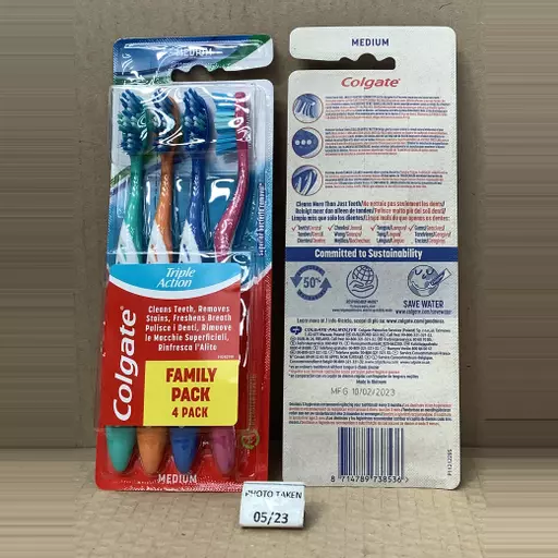 Colgate Toothbrush Triple Action 4 Pack