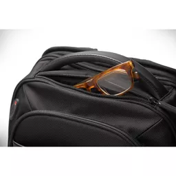 NAlzZJMcC06083eqk3ayJw.c-r.jpg?