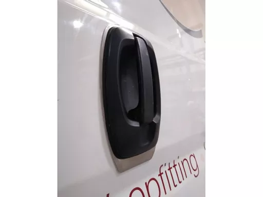 1770646546-12485600.jpg?