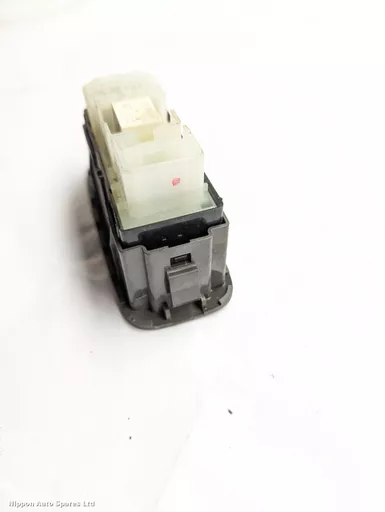 1d172f4b-dc65-4aec-b9e7-4218906f4b49.jpeg?