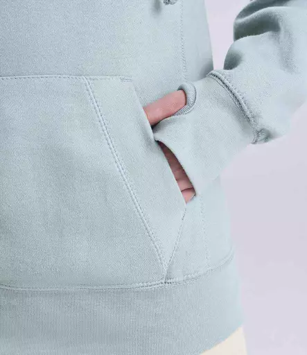 JH021%20DUG%20MODEL%205.jpg?