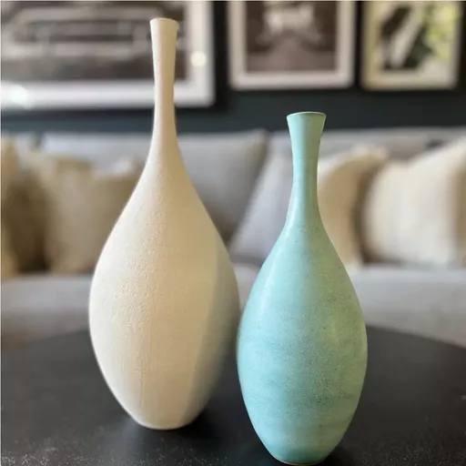*Textured Teardrop Vase, White, Large