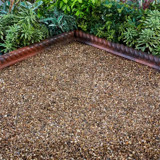 Pea_Gravel_2_6mm_garden.jpg