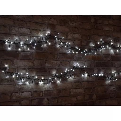 1732029143-28182100.jpg?