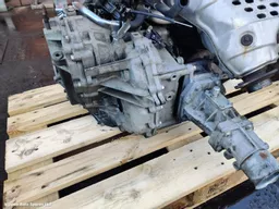 e9c049b3-8b2e-4b8b-bf78-7136cfb0f7e8.jpeg?