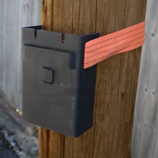 s83-7622_action_01_1.jpg?