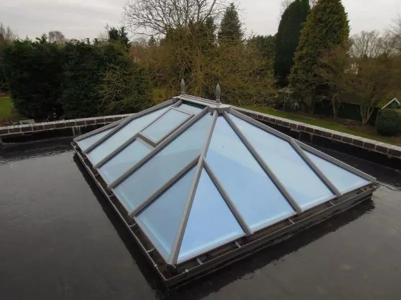 orangery_epdm_rubber_roof_kit_rooflight.jpg