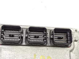 feb92f98-47cb-4567-934c-3413c1f48f81.jpeg?