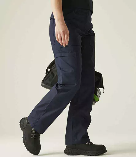 RG235%20NAV%20MODEL%201.jpg?