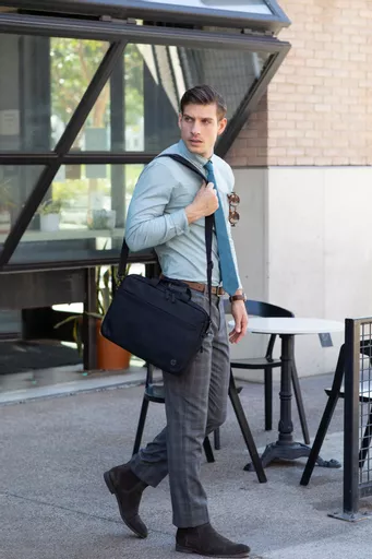 3x28PAI-IU-HzpcVPcyRWA.c-r.jpg?