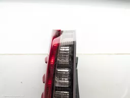 9768254f-2c7d-4e80-a849-e9abaa87273b.jpeg?