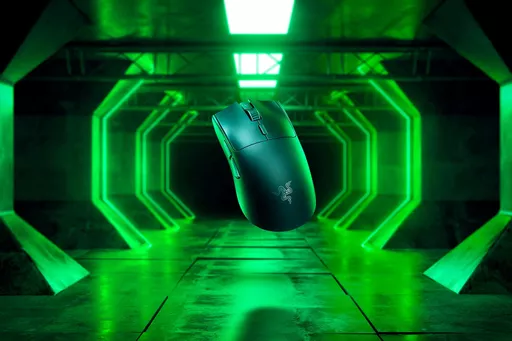 Razer Viper V3 HyperSpeed mouse Gaming Right-hand RF Wireless Optical 30000 DPI