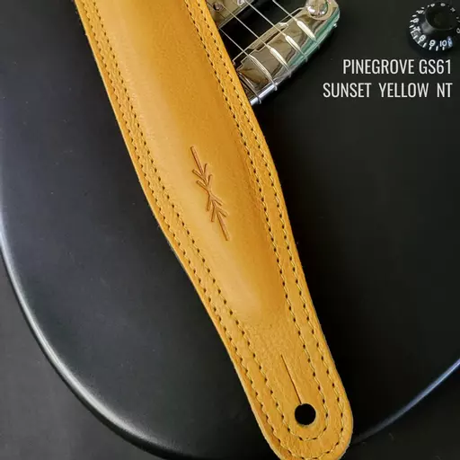 GS61 yellow guitar strap Pinegrove 104922 cu ANNO.jpg