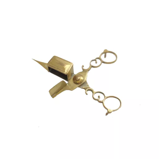 wick cutter.jpg