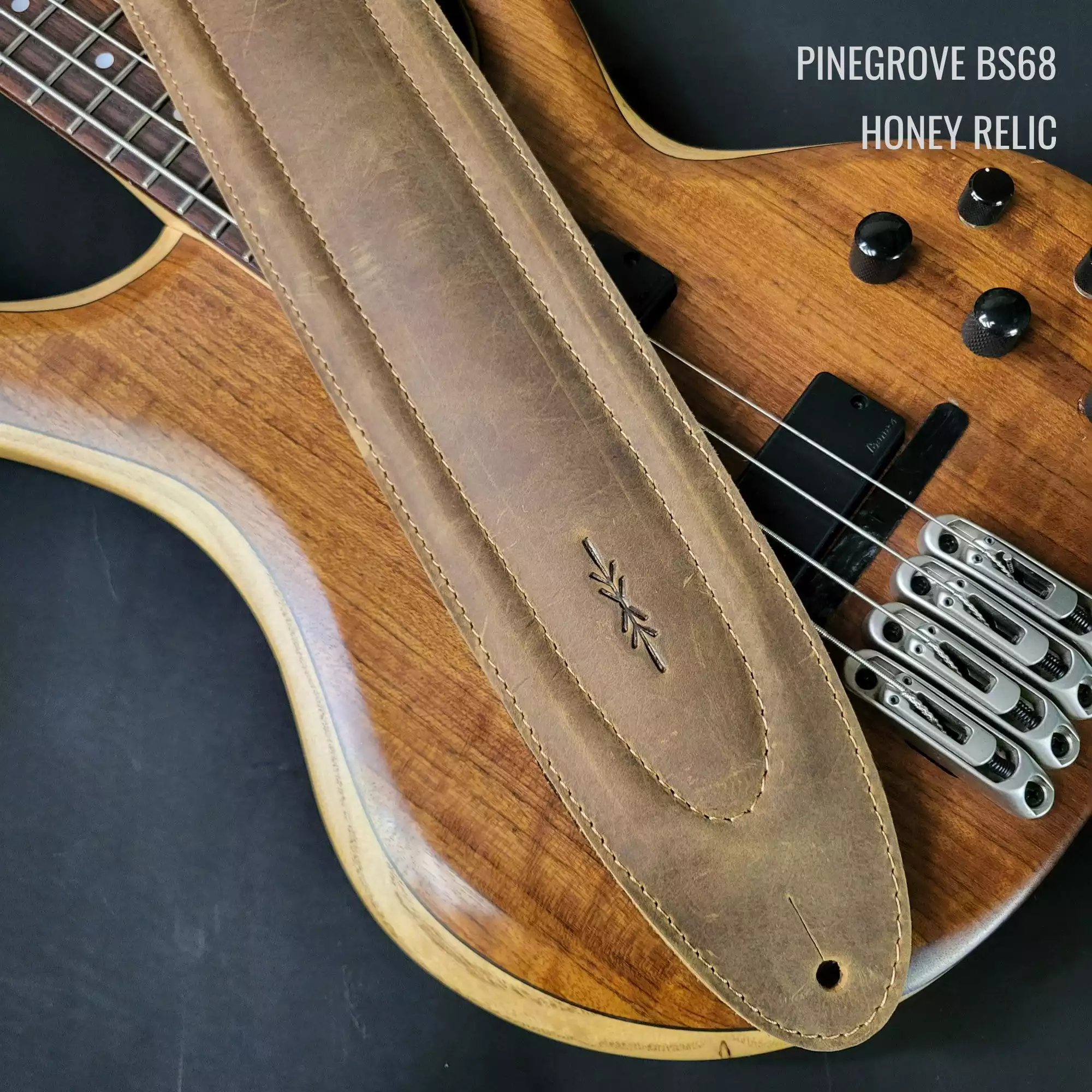BS68 honey relic Rio bass guitar strap Pinegrove 141245 anno.jpg