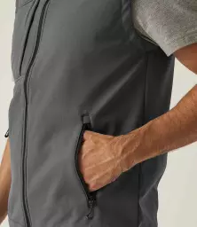 RG215%20SE_BK%20MODEL%206.jpg?