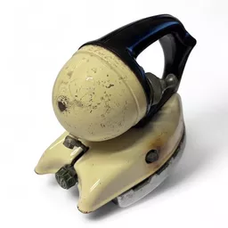 Tilley Iron 1.jpg